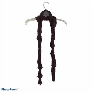 (No tag)Burgundy women’s scarf w/shimmer accents